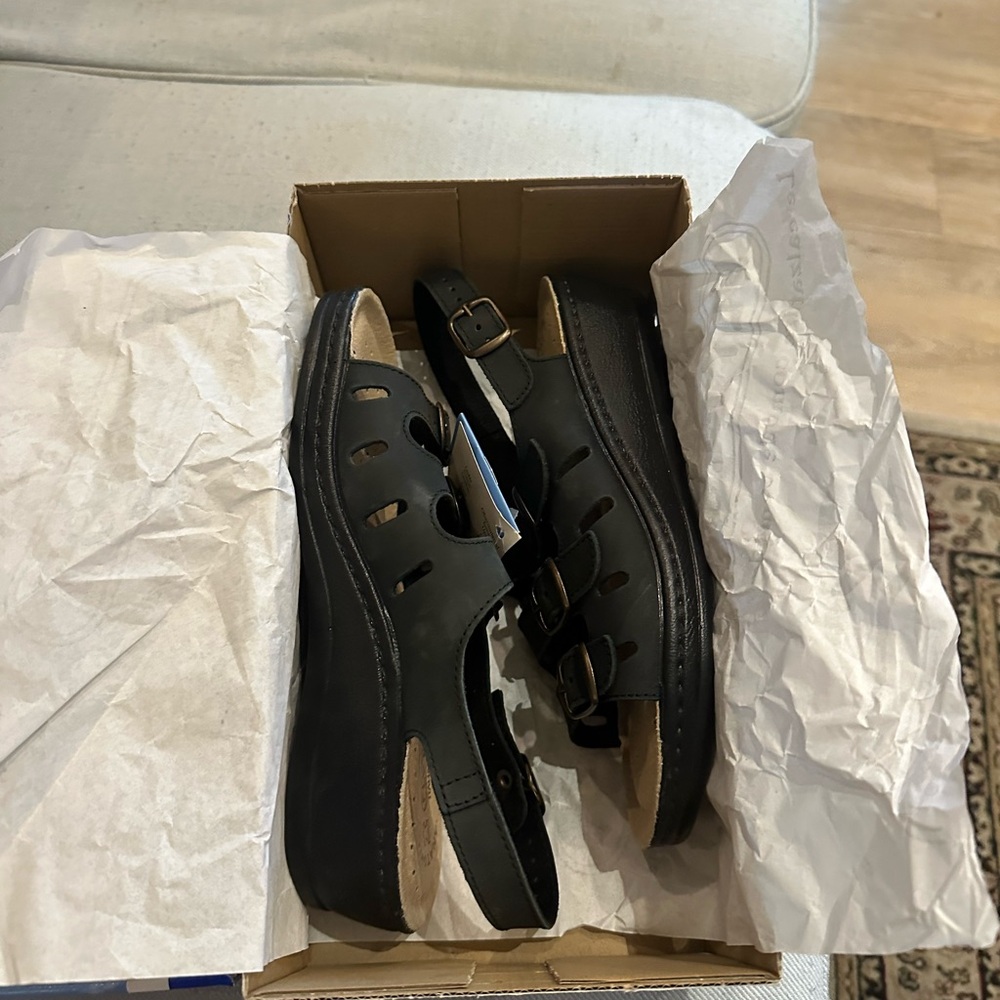 FlexUS by Spring Step Sandals - Picture 10 of 10